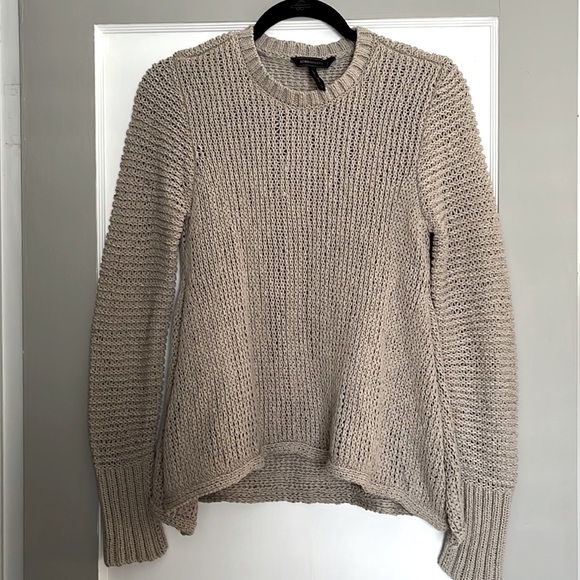 BCBG MAXAZRIA SWEATER - NWOT - Picture 1 of 8
